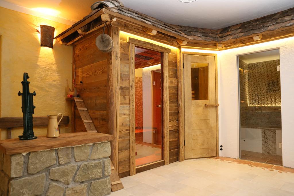 רוגאסקה סלאטינה Pomona Relaxing Nature Guest House מראה חיצוני תמונה